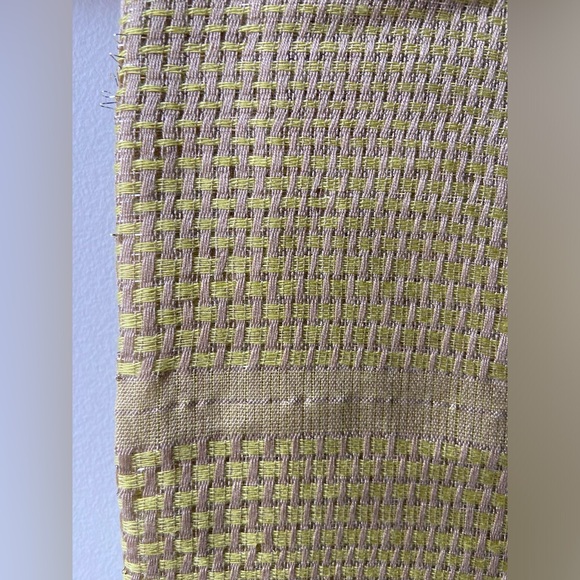 🦋 2/$20 Gold metallic scarf NWT - Picture 4 of 8